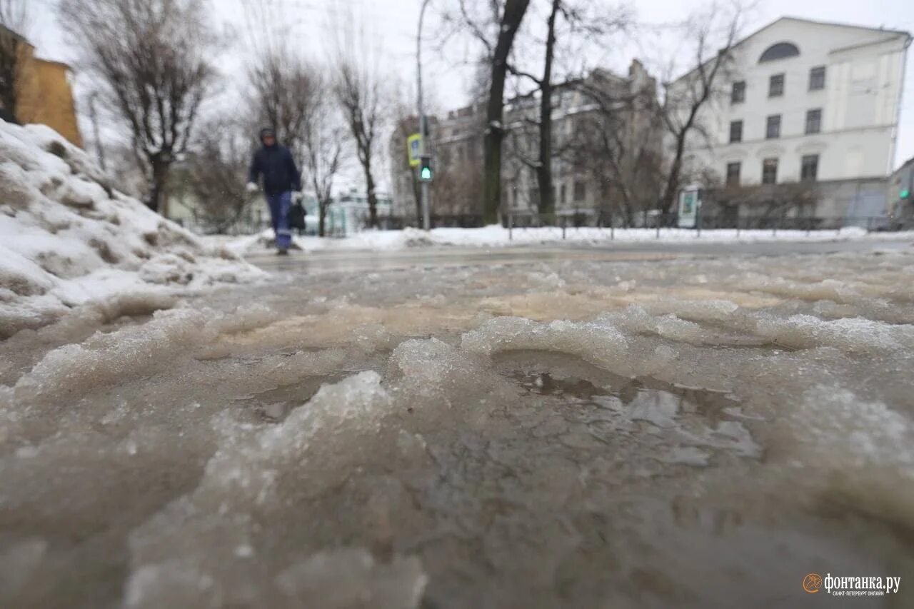 Питерская погода фото. Снежная питерская погода. Тают сугробы утихли метели