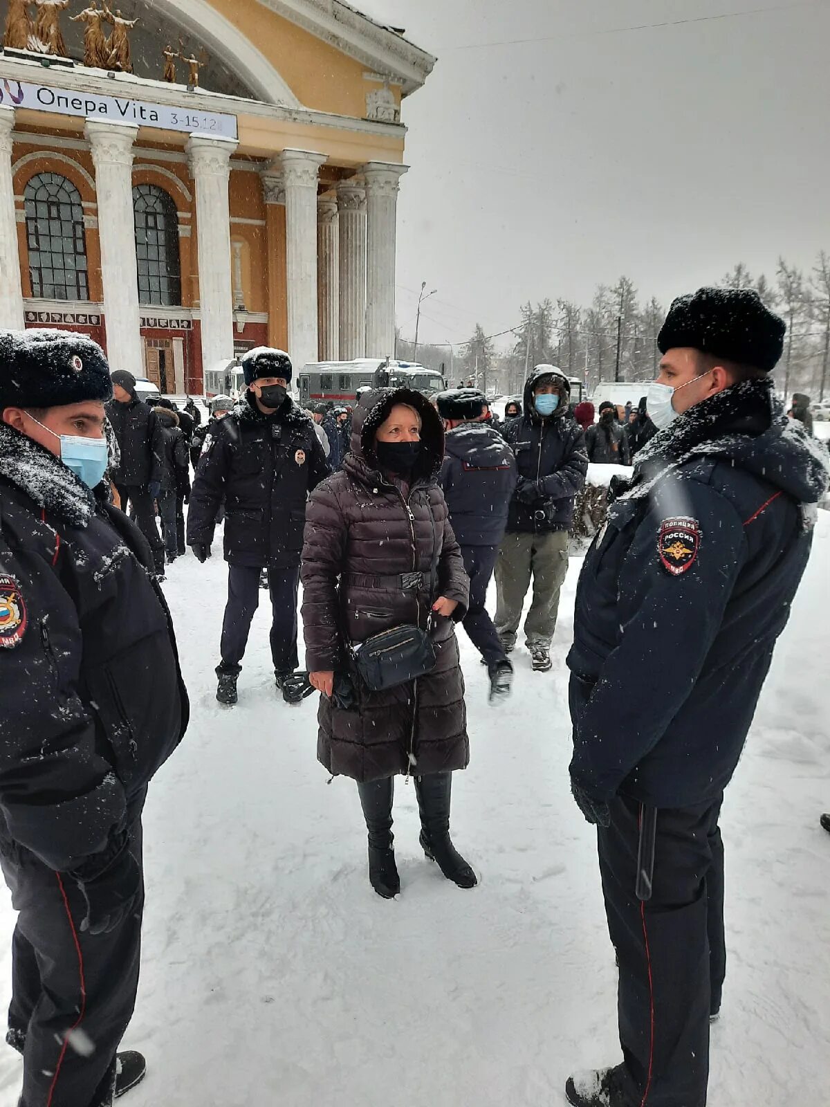 Митинг свободу Навальному. Слабунова митинг Навального Петрозаводск. Митинг с ершиками. Митинг за свободу Лаптеву.