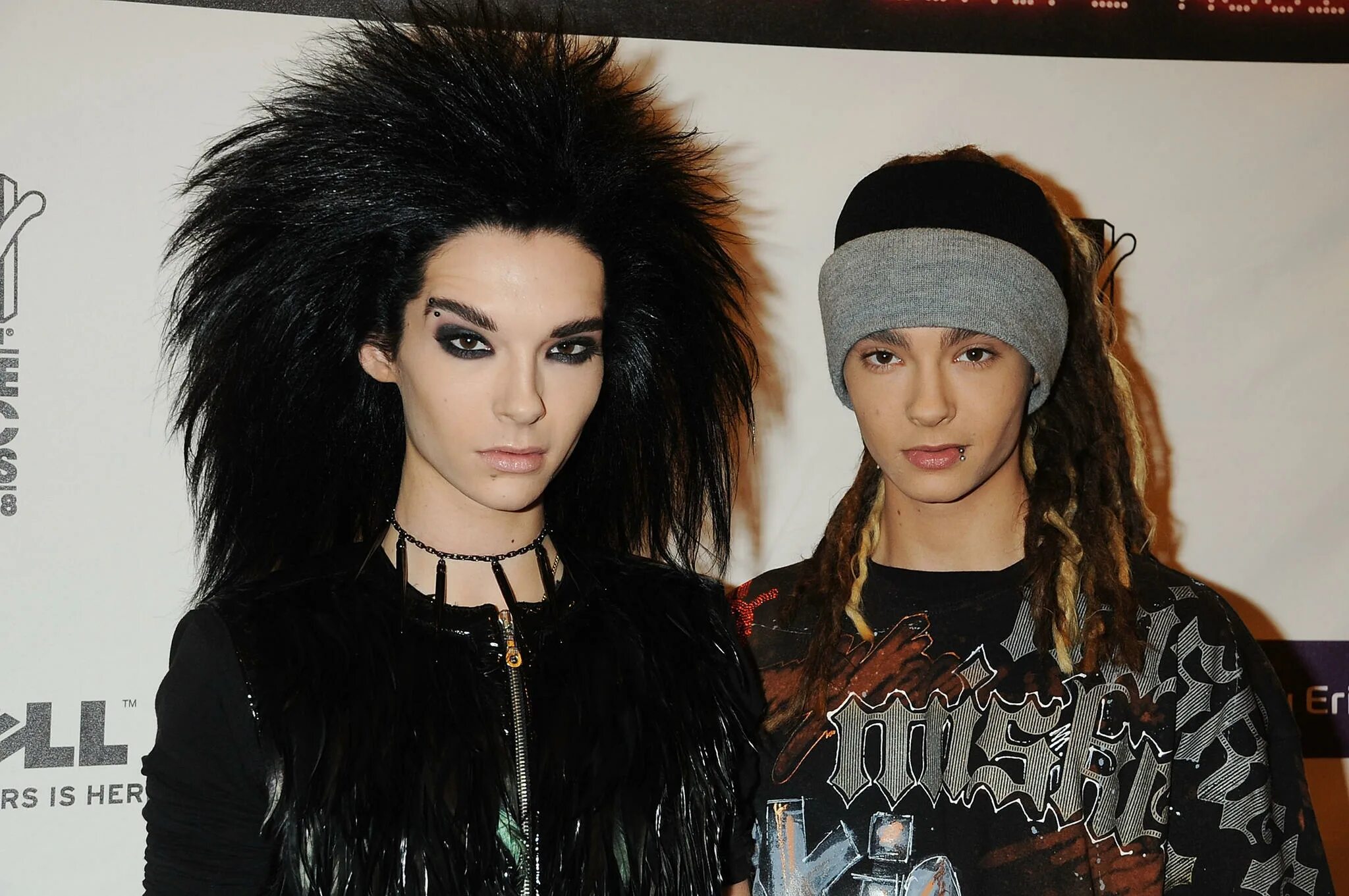 Tom and bill. Токио хотел братья Каулитц. Tokio Hotel братья Близнецы. Билл и том Каулитц. Токио хотел том и Билл Каулитц.