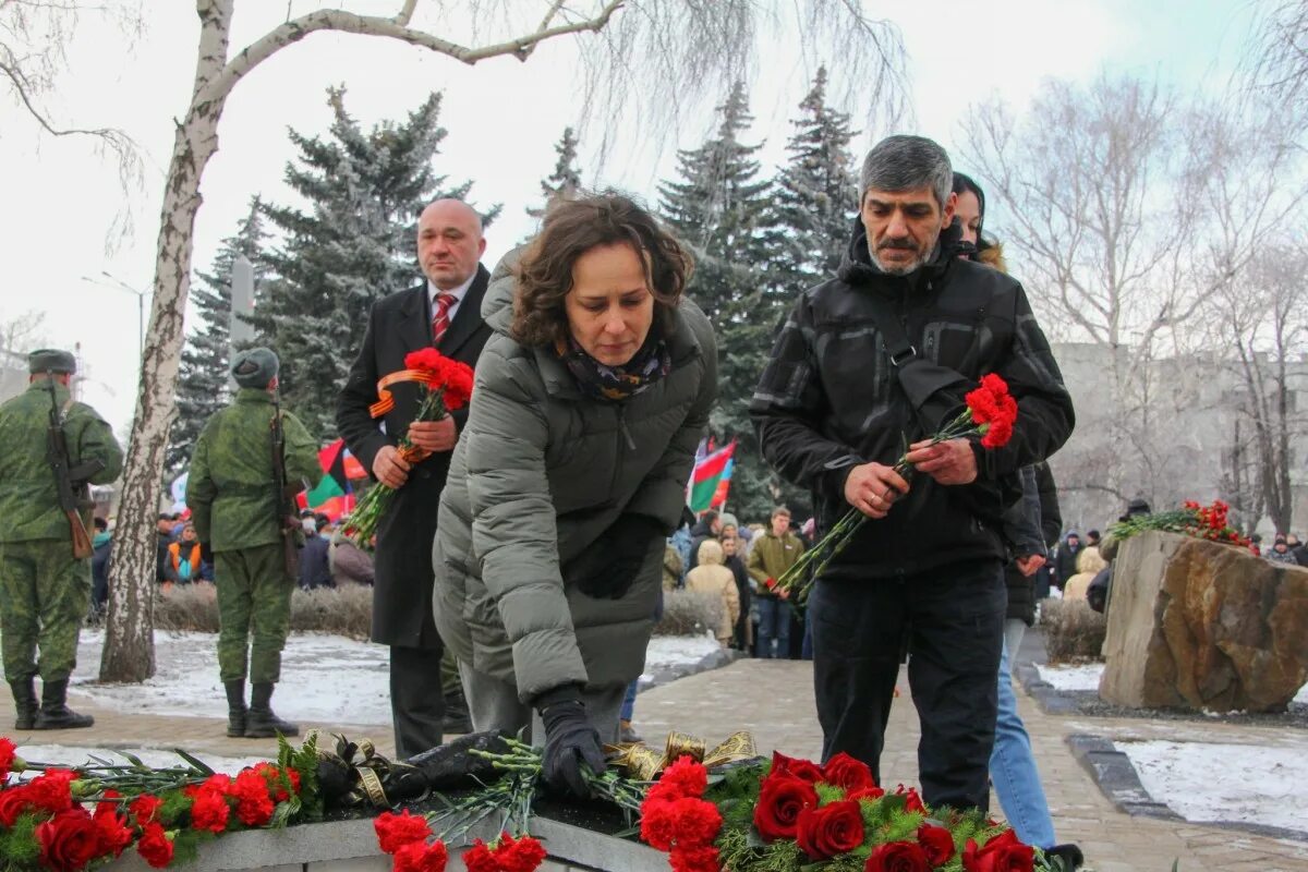 Дебальцевский котел 2014. Дебальцево 2014. Дебальцево 2014. Дебальцево сегодня. Дебальцевская операция 2015.
