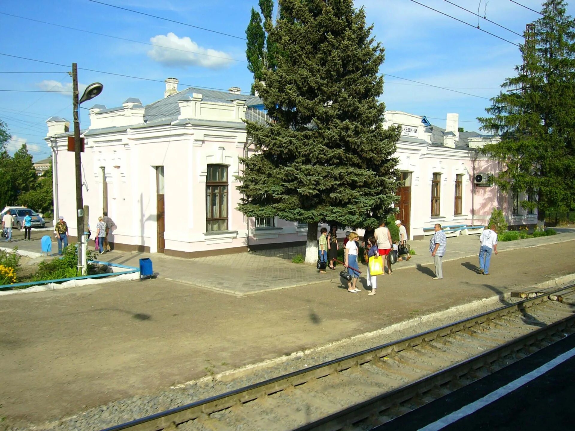 Гулькевичи Краснодарский край. Станция Гулькевичи. Гулькевичи Краснодарский край ЖД вокзал. Станица Гулькевичи Краснодарского края. Станции поездов краснодарского края