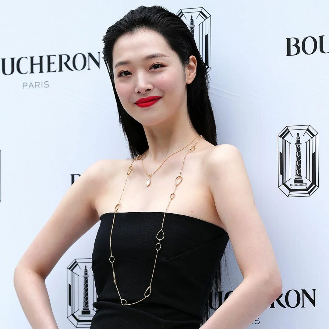 Sulli. Певица Солли Корея. Солли айдол. Срлли певица.