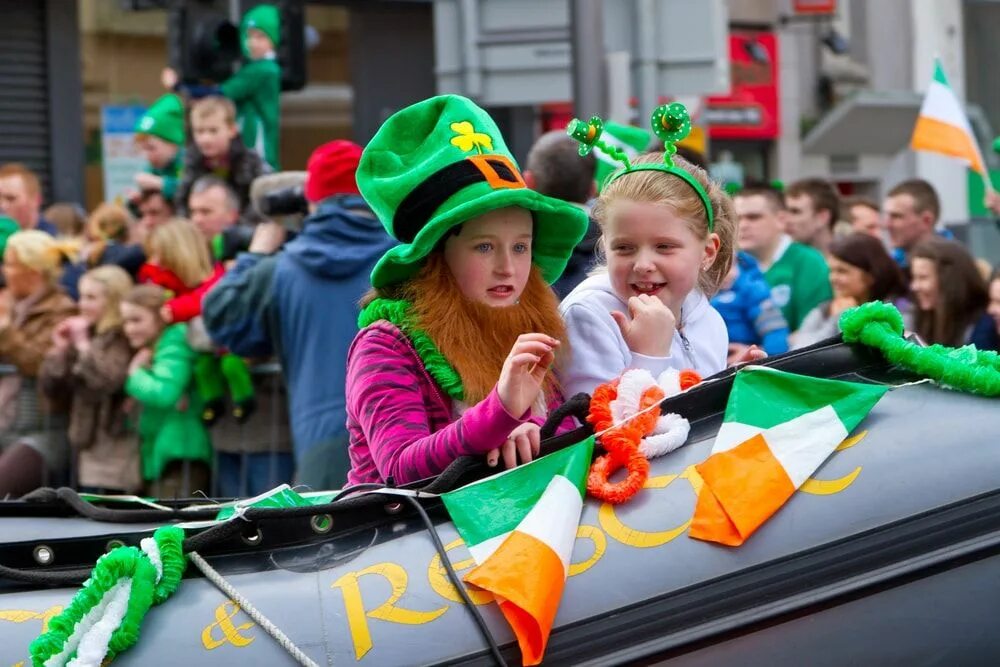 Irish traditions. Ирландия дети. Св Патрик ирландский праздник. Дети на празднике Святого Патрика. Лимерик Ирландия.