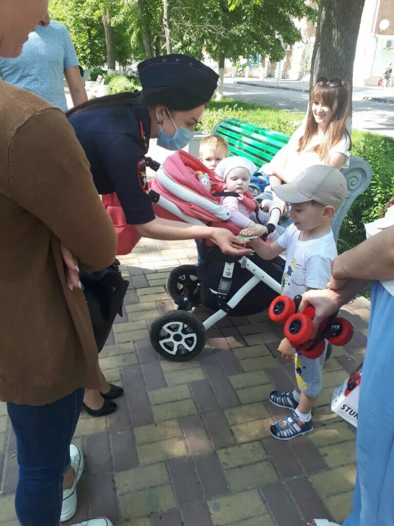 Свежие новости сальска. Сальск новости. ВОА Сальск. Игры на улице в Сальске. Сальск куда сходить с ребенком.