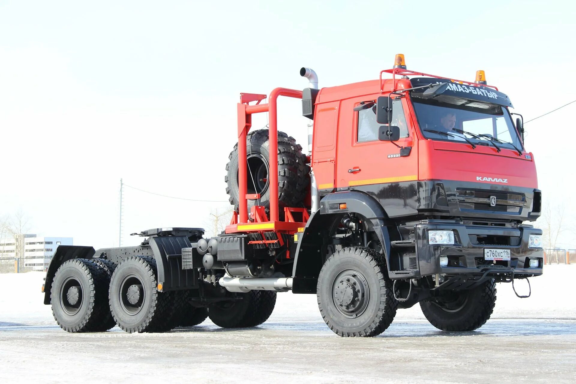 Колесо батыр. КАМАЗ 65225 С тралом. КАМАЗ 65225-RT (батыр). КАМАЗ-65225 (KAMAZ-65225) .. КАМАЗ батыр 65225 седельный тягач.