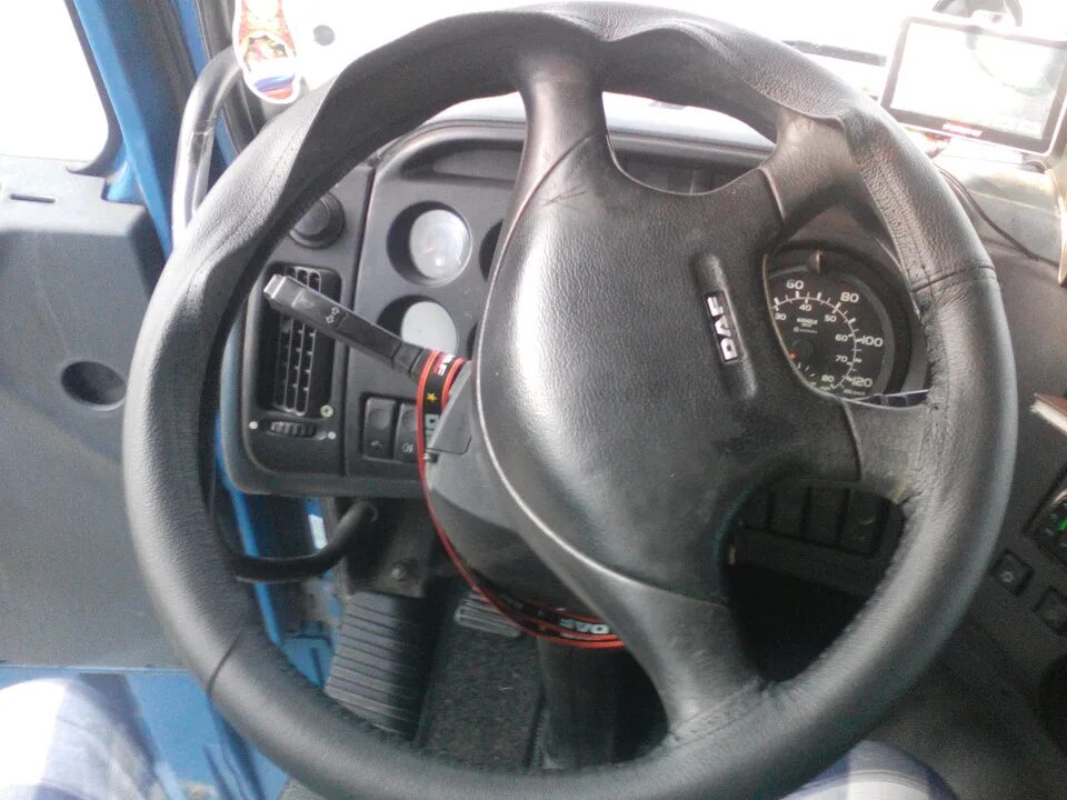 руль daf 105 xf 85 cf euro5 multifunkcja купить бу Z15382366 - iZAP24