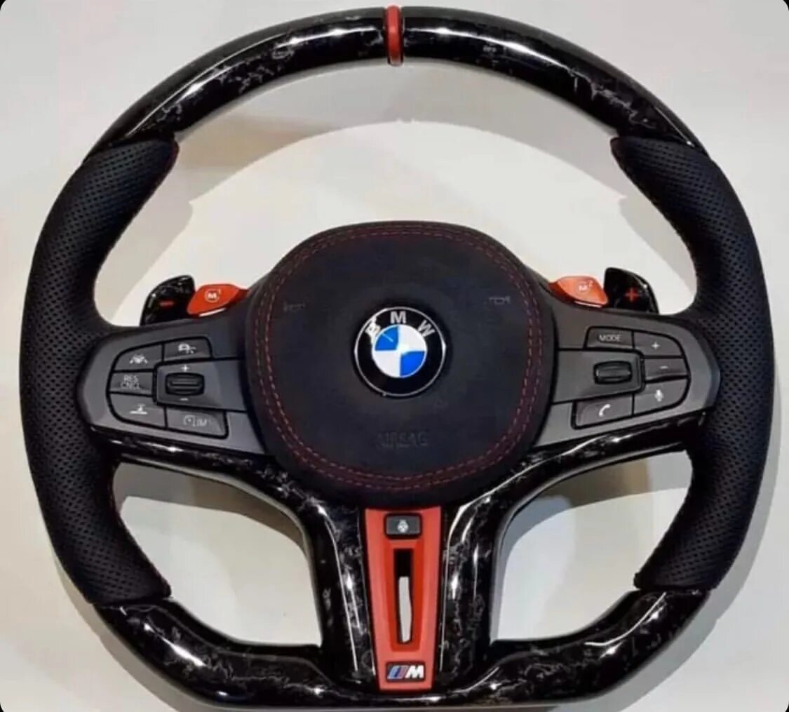 Руль пятерки. Руль BMW x6 g06. BMW m5 руль. Руль BMW Performance g22. Руль БМВ м5.