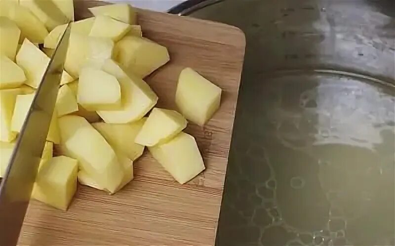 Сколько варить картошку для супа нарезанную кусочками. Сколько варить картофель соломкой.