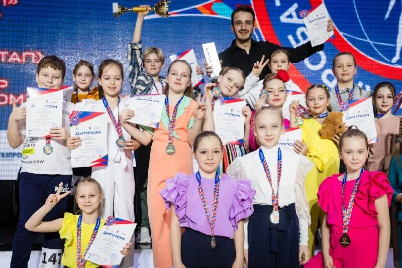 танцевальная федерация бальных танцев москва. спортивные танцы краснодар. спортивные танцы. фтсарр начинающие. фтсарр.