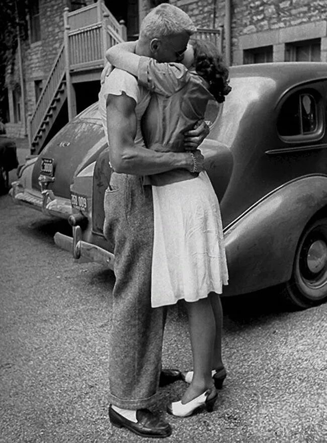 Любовь винтаж фото. Советские парочки. Советские пары. Поцелуй ретро. Vintage couples.