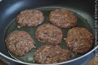 Котлеты из печени с кабачком