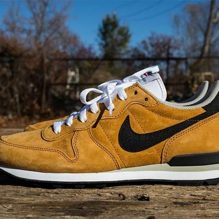 Nike Internationalist. Nike Internationalist 1982. Nike Internationalist Leather. Nike Air Internationalist 2 Yellow.