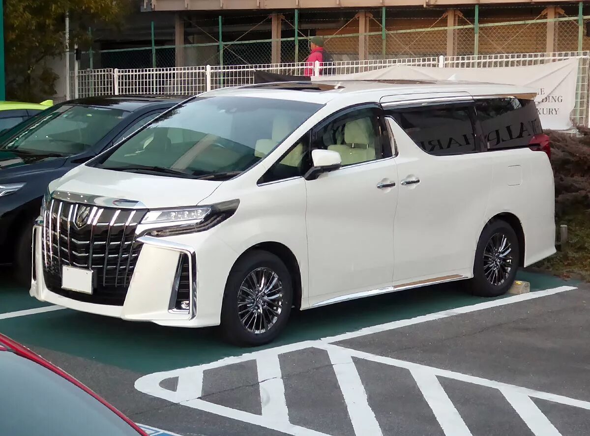 Тойота альфард 2007. Тойота альфард 2 рестайлинг. Тойота альфард 2005 года. Toyota alphard 2005. Alphard toyota alphard.