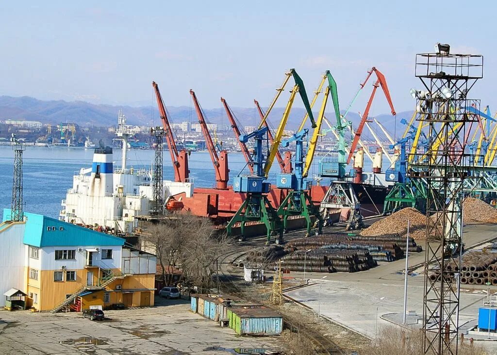 Порт находка какой субъект. Находкинский морской торговый порт. порт г находка приморский край. находкинский морской торговый порт причал. нмтп находка.