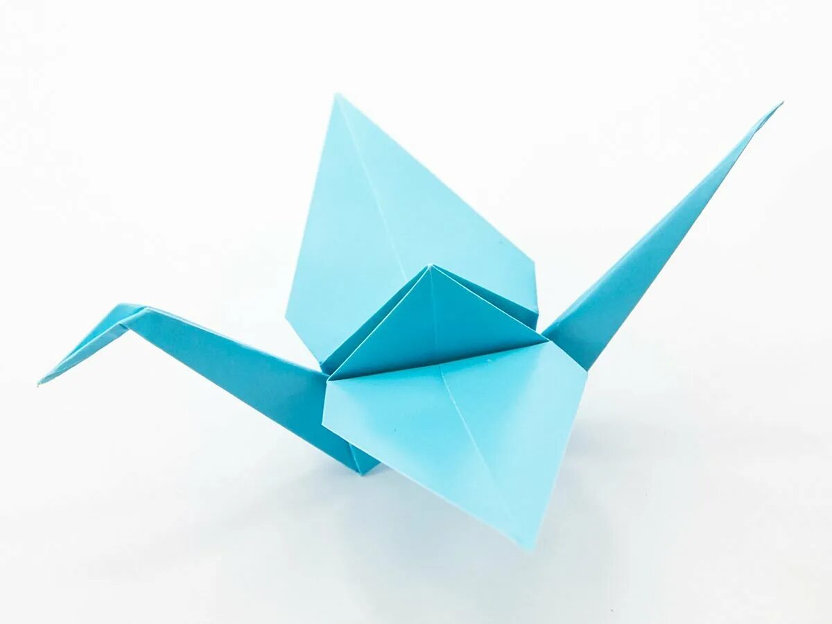 Оригами журавлик простой способ. Журавлик Цуру. Оригами. Журавль оригами. Бумажный журавль оригами.
