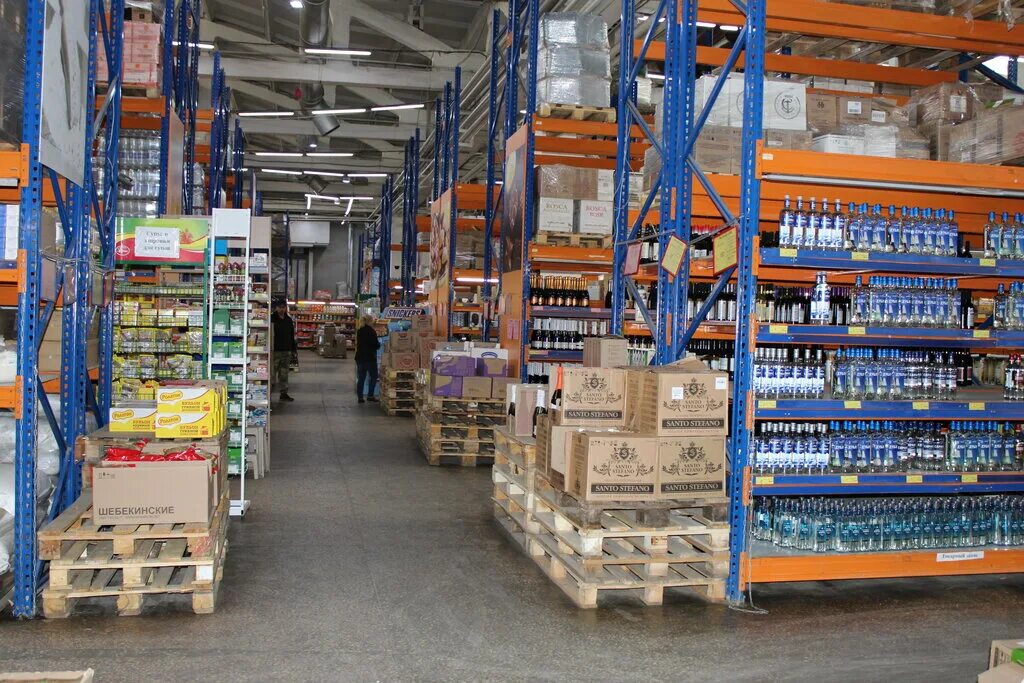 Улица 9 января ижевск. Маяковского 21 ижевск с текстиль. Торговый дом ижевск. Торговый дом ижевск. Тд.