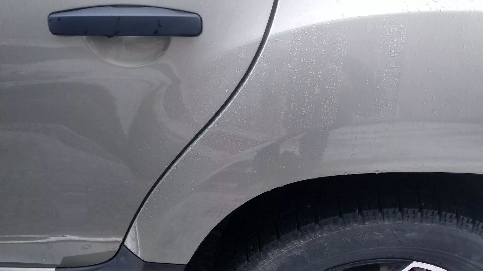 Антигравийная наклейка. Пленка антигравийная renault sandero 2014. антигравийная пленка на задние арки рено логан 1. renault duster антигравийная пленка. антигравийная наклейка туксон 2005.