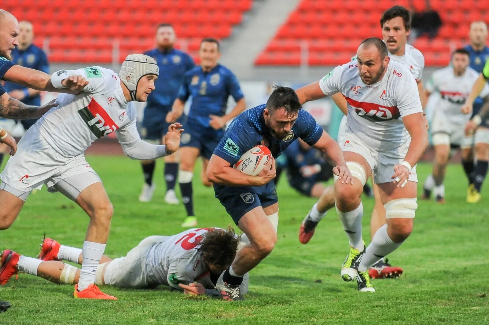 Стадион первомайский пенза регби. Локомотив енисей. Енисей стм регби. Локомотив енисей регби. Регби стадион.