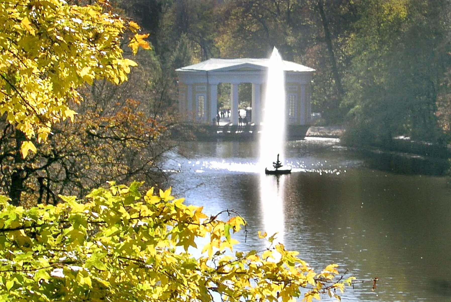 умань софиевский парк в умани. умань софиевский парк в умани. водопад парк софиевка умань. софиевка. украина дендропарк софиевка.