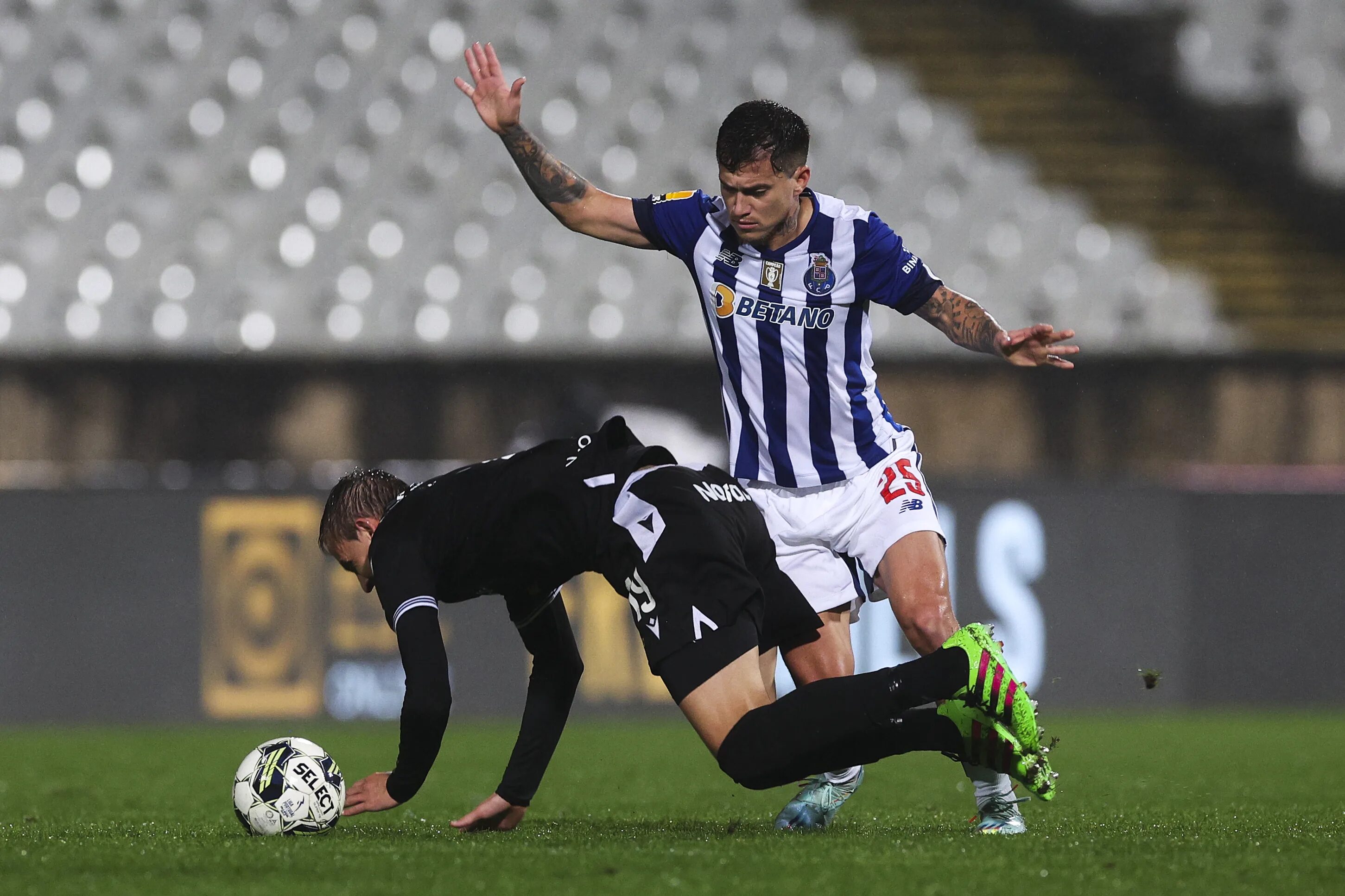 Роджер шмидт бенфика. Каса пиа лого. Каза пия порту. Каза пия порту. Европейский футбол.