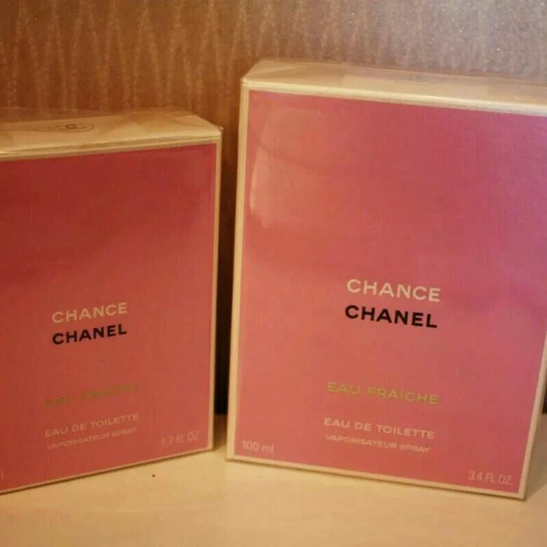 Chanel chance коробка. Парфюм в розовой коробке. Шанель в розовой коробке. Духи Шанель в розовой коробке.