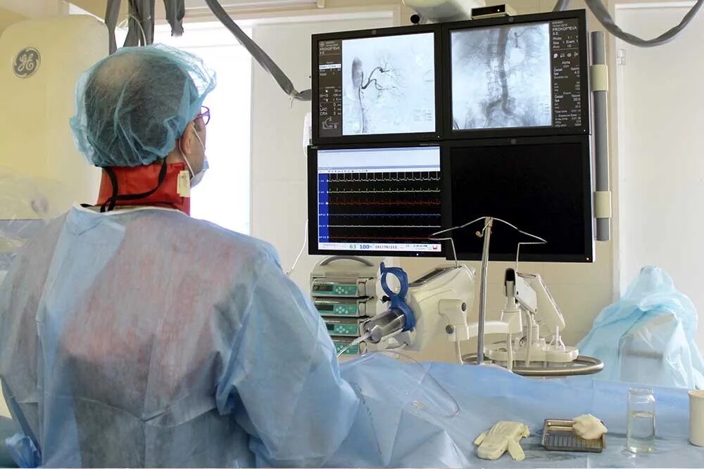 Рентген эндоваскулярная хирургия. Эндоваскулярная хирургия. Рентген эндоваскулярная хирургия. Эндоваскулярный рентген хирург. Эндоваскулярная хирургия (рентгенохирургия.