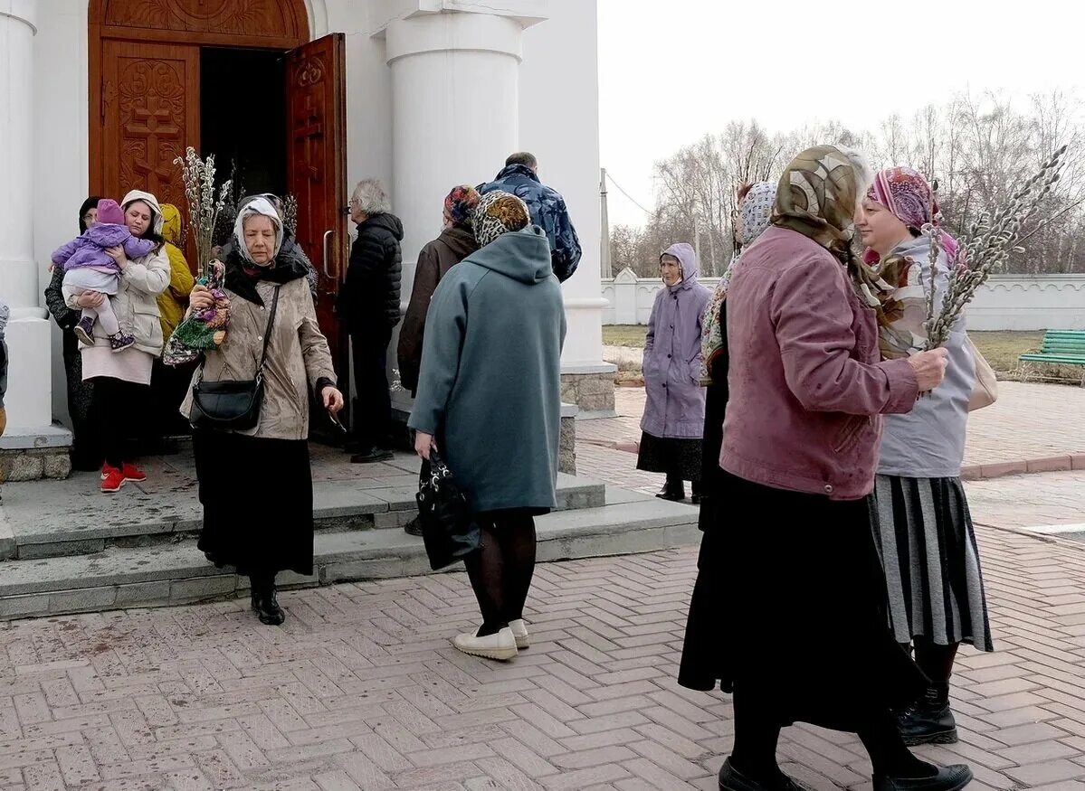 В каком месяце троица в 2024. Православная Масленица. Празднование Масленицы. Пасха в 2023 православная. Масленица Пасха Троица в 2023.