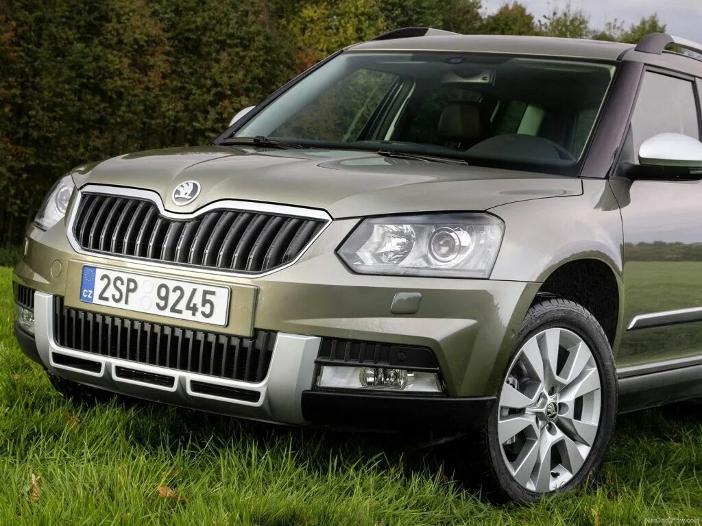 Шкода лс. Skoda Yeti 2016. Skoda Yeti 2014. Шкода Йети 2007. Skoda Yeti 2017.