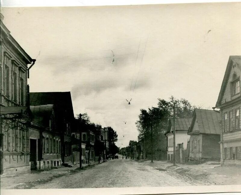 Старую б е. Улица Желябова Тверь. Снимок Твери 1950. Улица Желябова Калининград. Калинин город фото 1950 год.