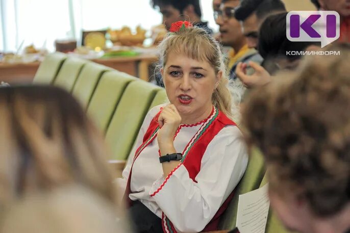 Песню дружбы запевает молодежь. Песню дружбы запевает молодежь