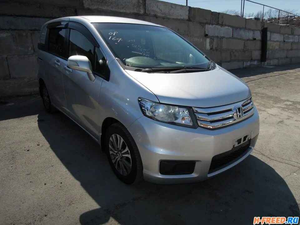 Фрид спайк характеристики. Honda freed Spike 2012 характеристики и отзывы владельцев.