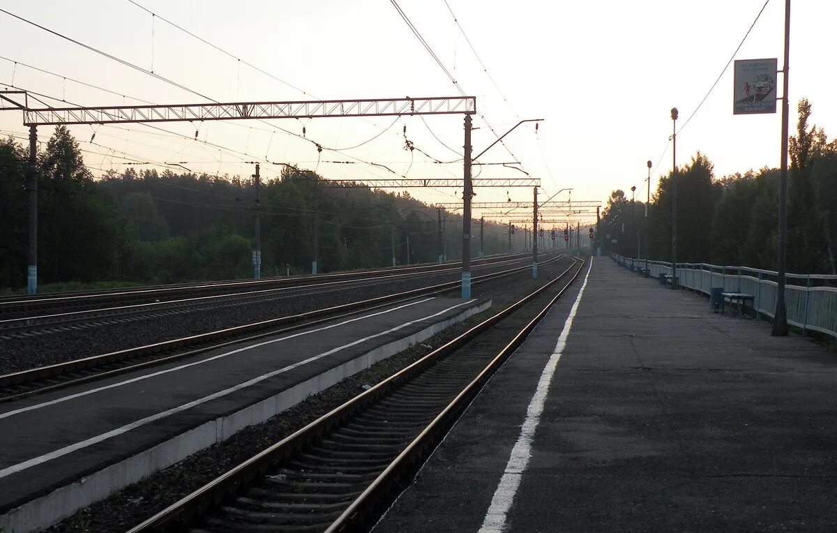 Воспроизвести на станции 2. Станция Калуга 2. Калуга 2 платформа. Станция Перерушево. Калуга 2 инфраструктура.