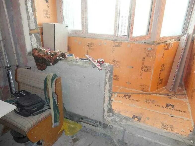 Стены лоджии несущие. П44т подоконный блок. п 44 подоконный блок. перепланировка лоджии. совместить и утеплить балкон.