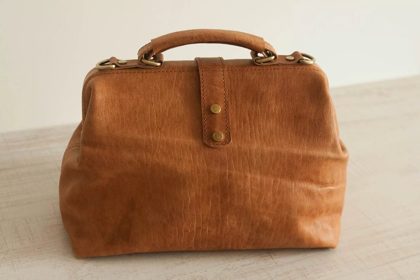 5087. Большой саквояж. 094 black саквояж gianni conti. Как пишется саквояж. Саквояж palio ozp4717, натуральная кожа.