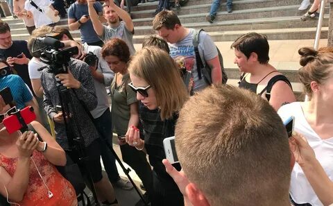 Выступающие в защиту