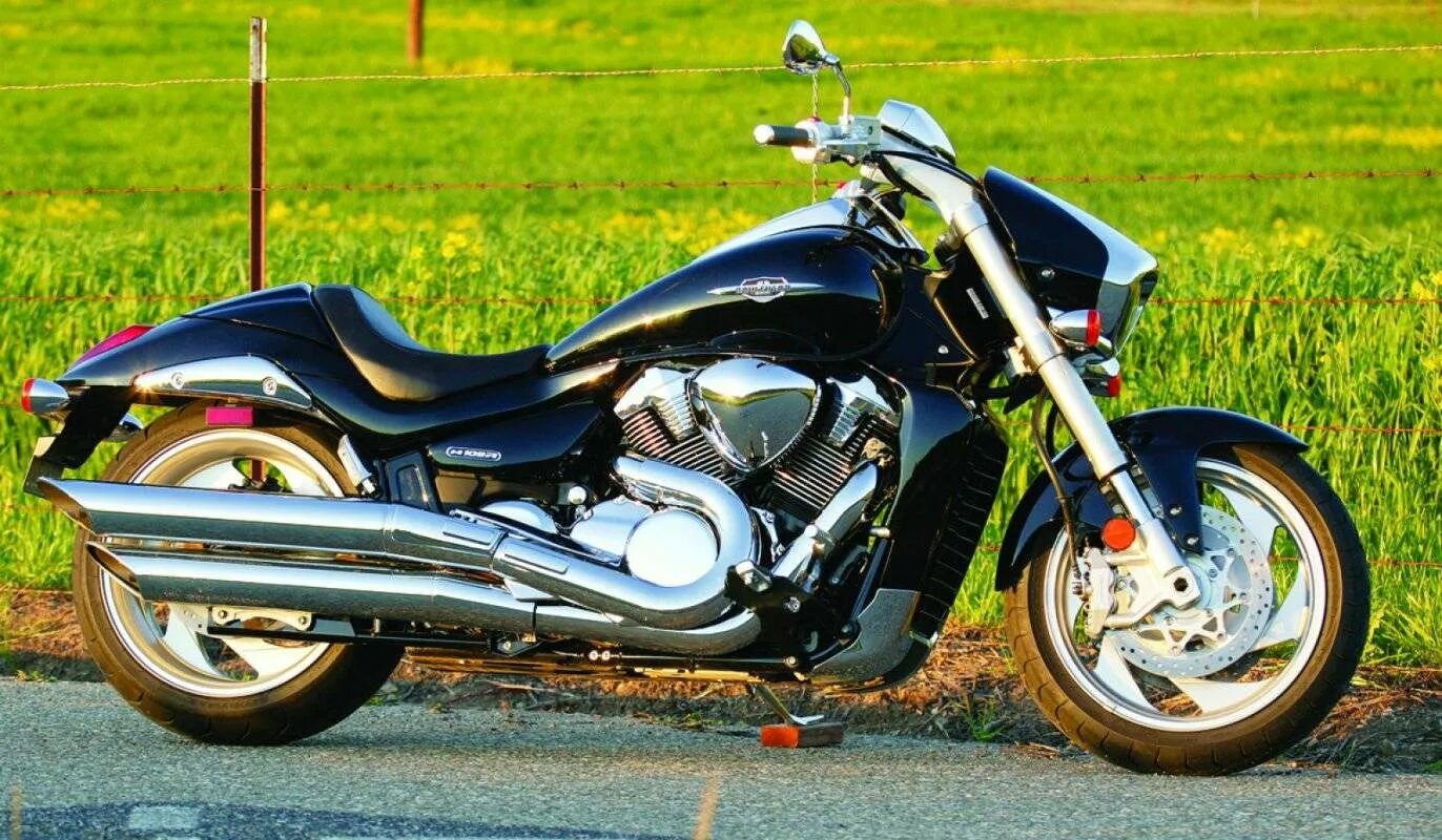 Suzuki Boulevard m109r. Сузуки Боливар м 109. Suzuki Boulevard m109. Suzuki 109 Boulevard.