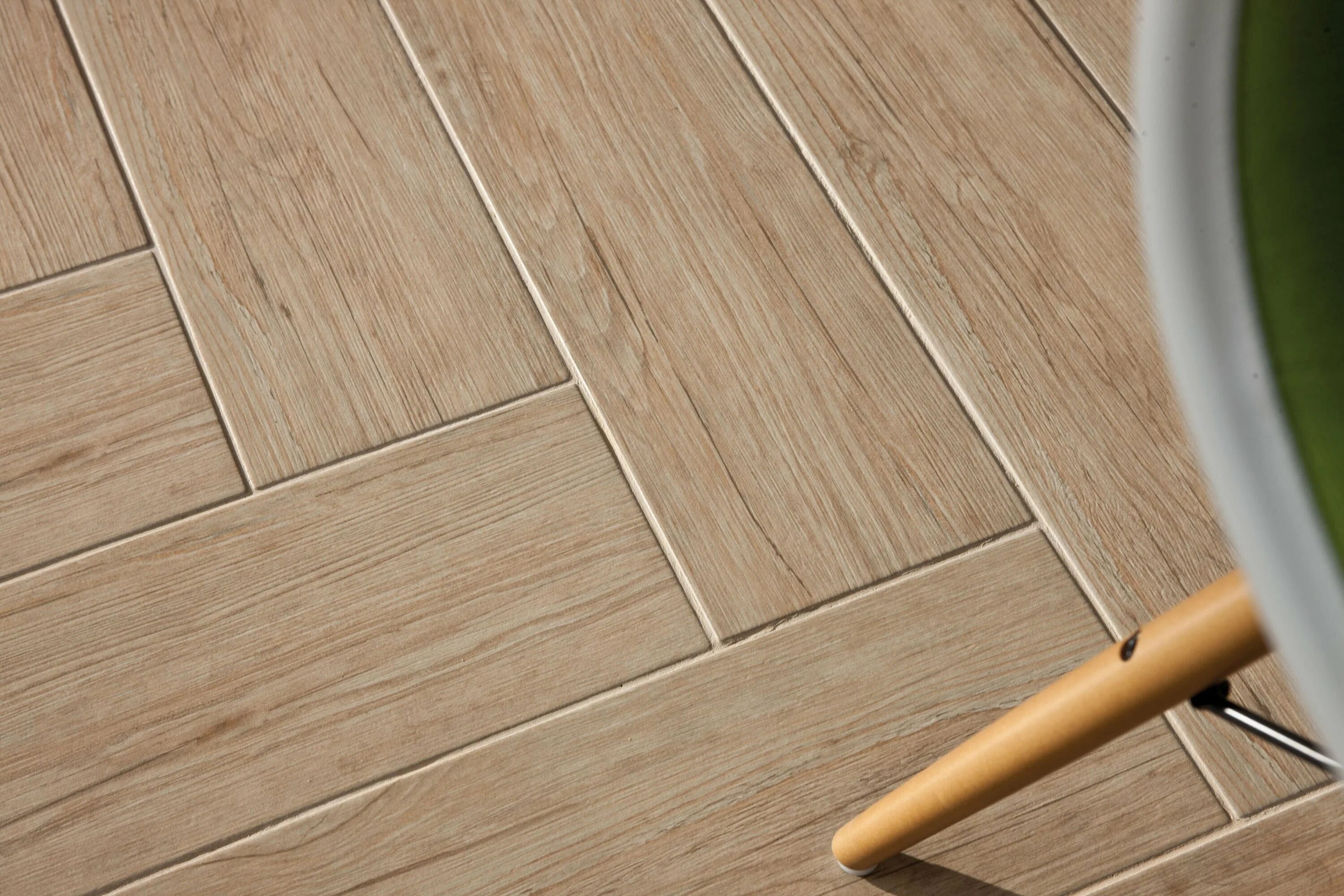 Estima керамогранит artwood. Керамогранит под дерево castagno (каштан) gwd 122057. Затирка для плитки под дерево. Плитка под цвет дерева. Плитка дерево серая затирка.