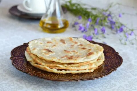 Лепешки на сухой сковороде с начинкой