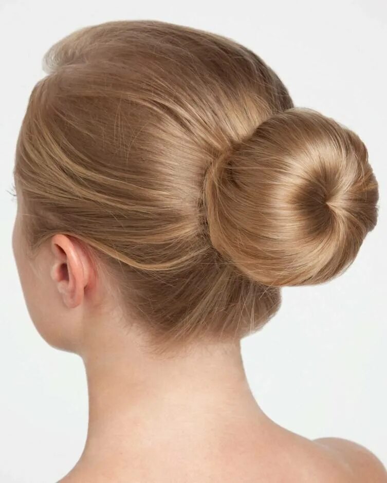 Красивый пучок с резинкой. Красивый пучок на короткие волосы. Култышка на голове. Красивый пучок из хвоста. Пучок на макушке.