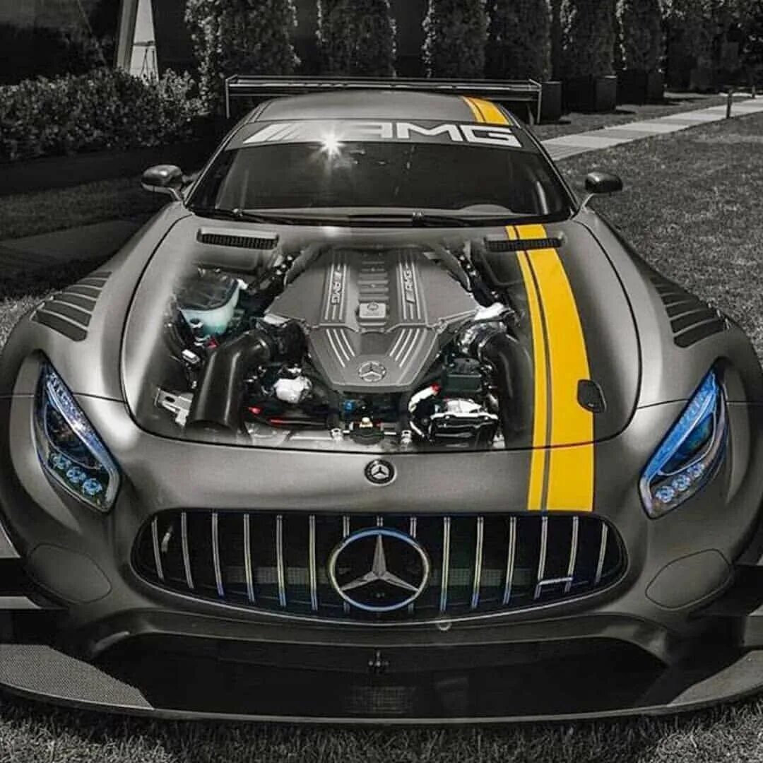 Быстрый мерс. Mercedes Benz AMG gt3. Мерседес АМГ gt 3. Бугатти АМГ. Мерседес Бугатти s650.