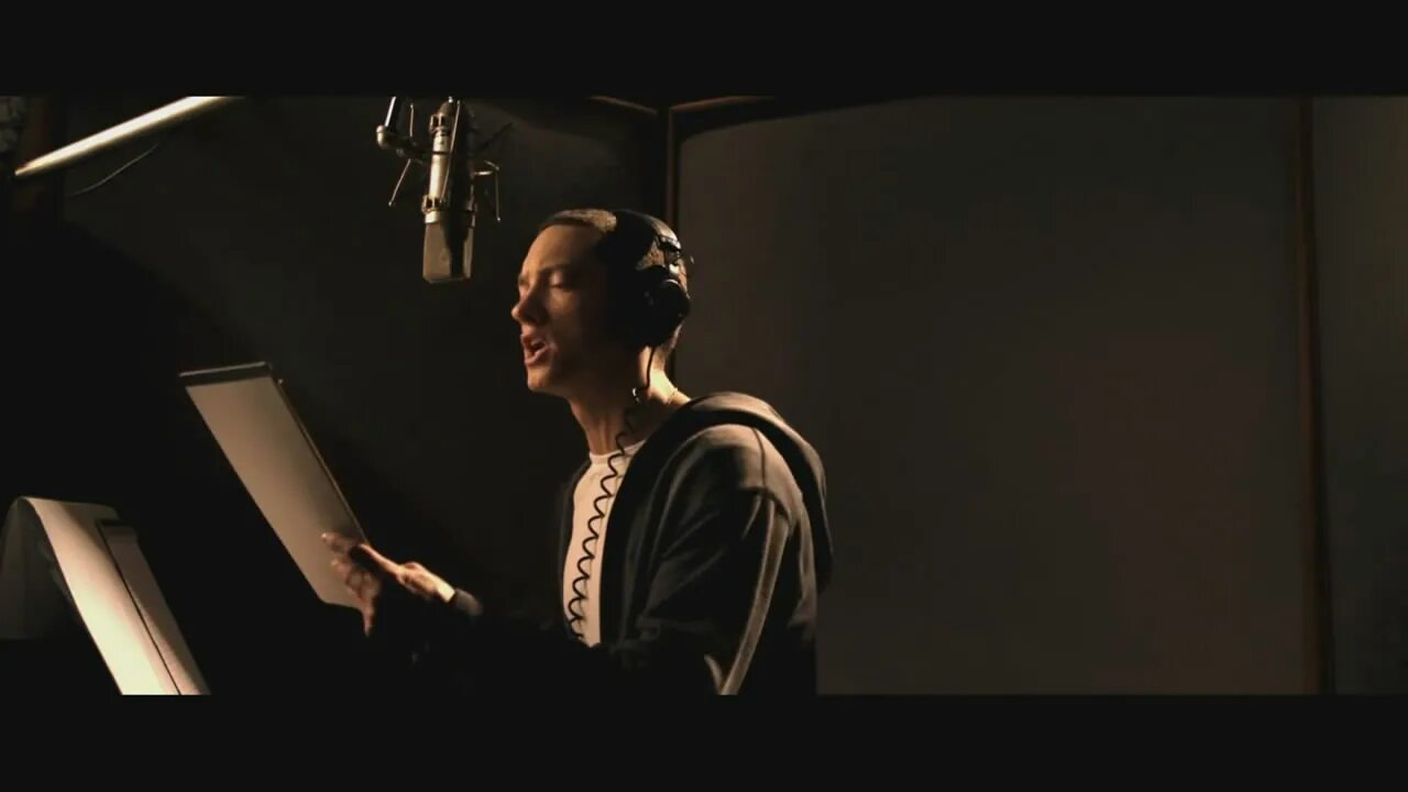 Eminem adele stay with me. Eminem no Love. Эминем no Love. Эминем Love me back слушать.