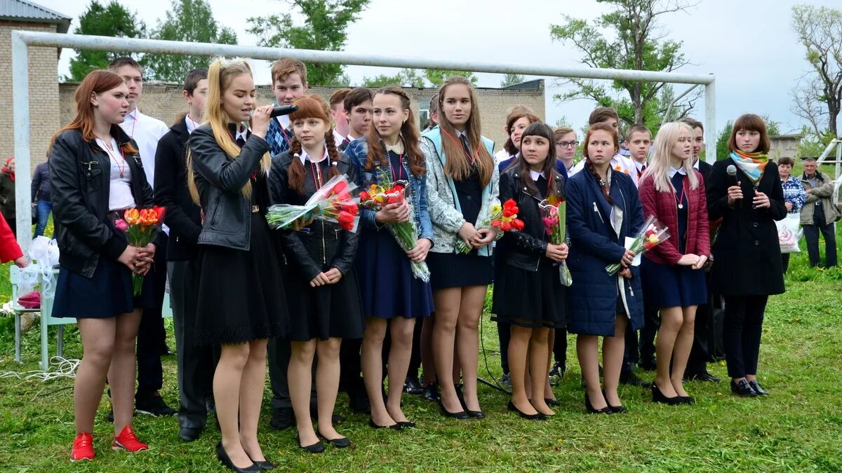 Бсш 2 сайт. Бсш 2 сайт. Бсш№2. Боровская средняя школа кировская область. Последний звонок 2021.