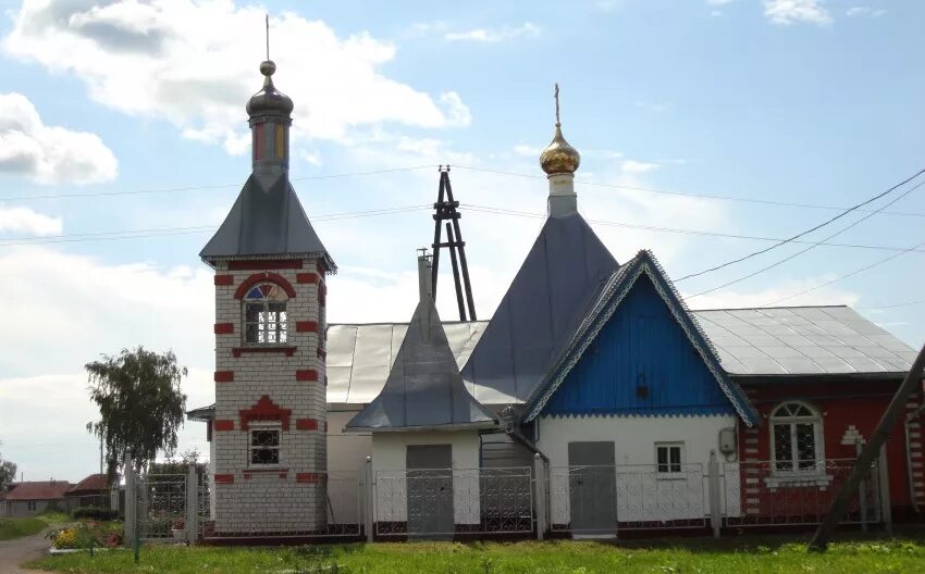 Файл:Lukoyanov. 1st May Street in Ulyanovo village.jpg - Википедия