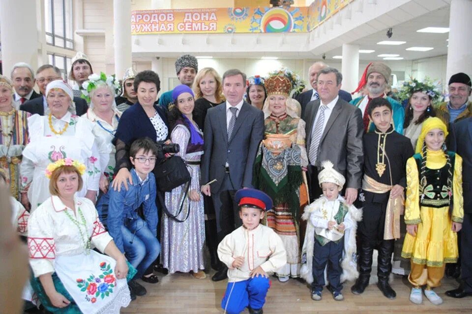 Областной дом народного творчества ростов. Народы дона. Фестиваль народов дона. Фестиваль культур дона 2021. Фестиваль наций ростовская область.
