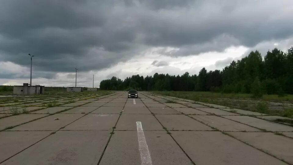 Аэродром лодейное поле. Заброшенный аэродром лодейное поле. аэропорт лодейное поле. вч 10232 лодейное поле.