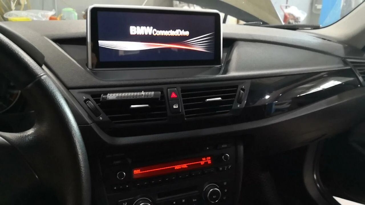 Как снять магнитолу бмв х1 Штатная магнитола Incar CHR-3218 для BMW X1 (E84) (от 10 г.в.). Купить штатную м