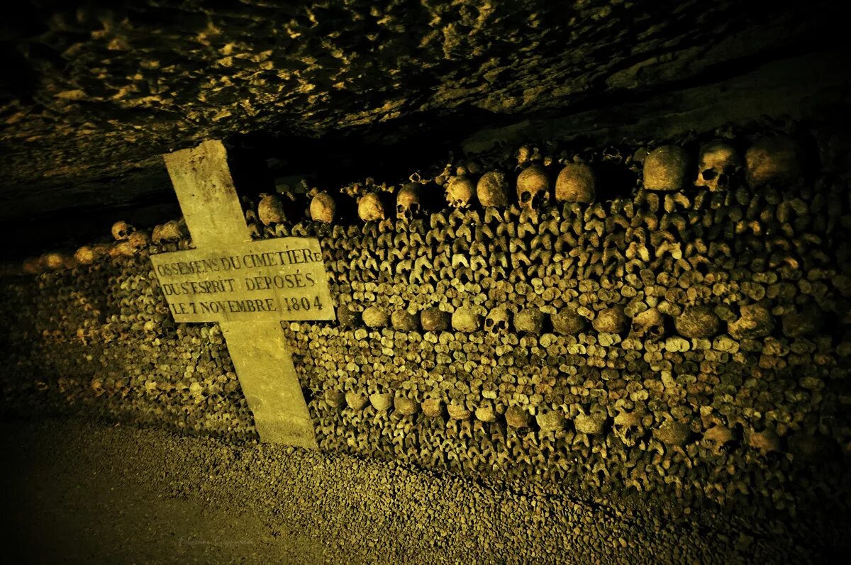 церковь святого георгия чехия лукова. фото страшных мест в мире. заброшенное депо метро в цинциннати. хасима город призрак. фото страшных мест в мире.