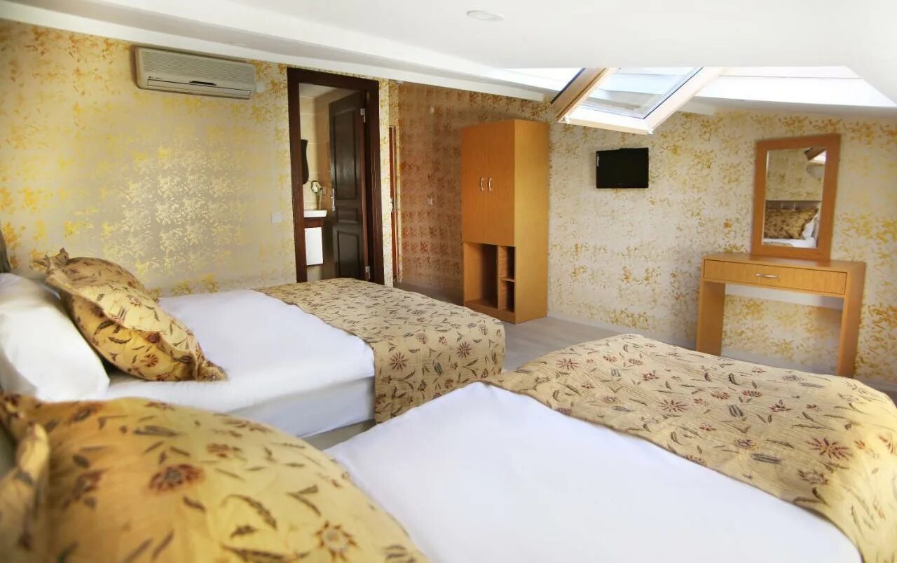 Theodian hotel 3* (султанахмет). Theodian hotel. Art city hotel 3 султанахмет. Theodian hotel 3*. Theodian hotel boutique стамбул.