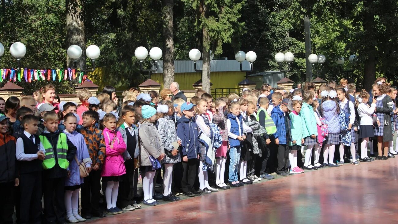 Школа 24 йошкар оле. Школа 24 йошкар-ола. школа 24 йошкар-ола учителя. 23 школа йошкар-ола. 24 школа в йошкар оле.
