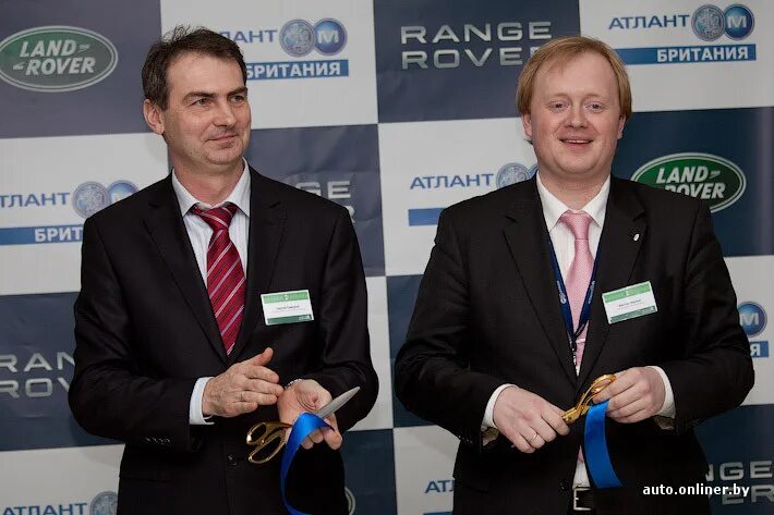 Сергей борисик минск атлант-м. Атлант м британия. Атлант м британия. Атлант м боровая. Дилерский центр jaguar land rover.